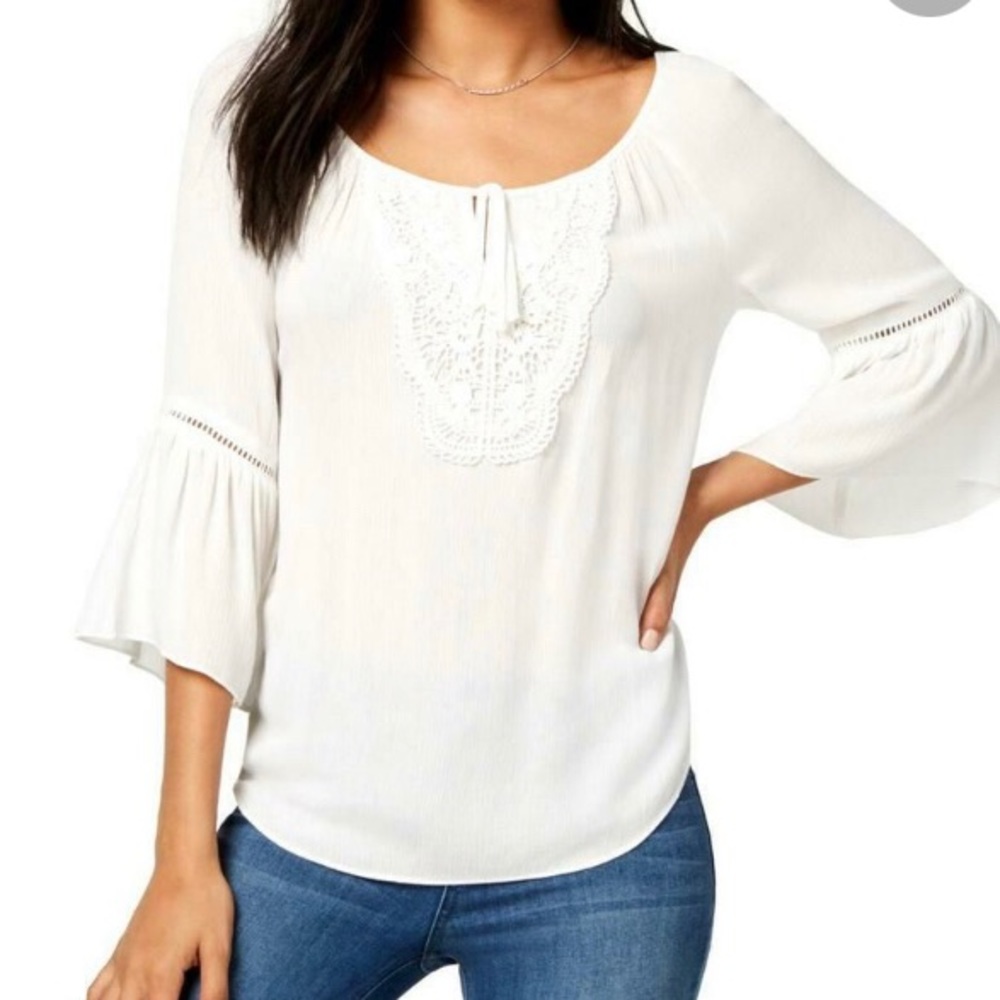BCX juniour white bell sleeve top L